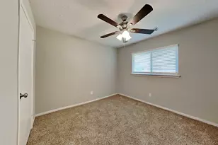 12822 Careywood Dr, Sugar Land, TX 77478 - Photo 15