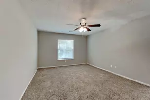 12822 Careywood Dr, Sugar Land, TX 77478 - Photo 9