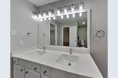 12822 Careywood Drive, Sugar Land, TX 77478 - Photo 11