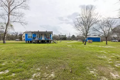 239 Fishermans Trail, Huntsville, TX 77320 - Photo 5