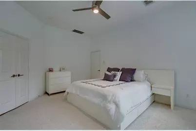 3 Vincent Court, The Woodlands, TX 77382 - Photo 21