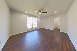 11210 Camphorwood Dr, Houston, TX 77089 - Photo 15