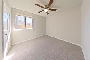 11210 Camphorwood Dr, Houston, TX 77089 - Photo 19