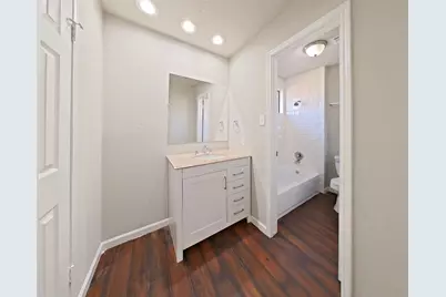 11210 Camphorwood Drive, Houston, TX 77089 - Photo 17