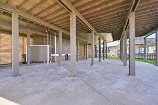 17614 Glei, Galveston, TX 77554 - Photo 5