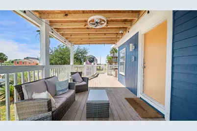 4017 Las Palmas Street, Galveston, TX 77554 - Photo 9