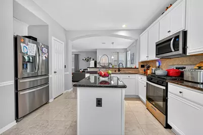 15975 W Bellefontaine Way, Tomball, TX 77377 - Photo 11