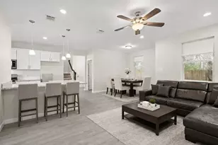 4943 Leamathew St, Houston, TX 77045 - Photo 3