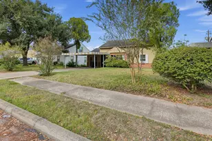3815 Zephyr St, Houston, TX 77021 - Photo 3