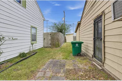 3815 Zephyr Street, Houston, TX 77021 - Photo 29