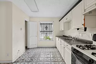 3815 Zephyr St, Houston, TX 77021 - Photo 13