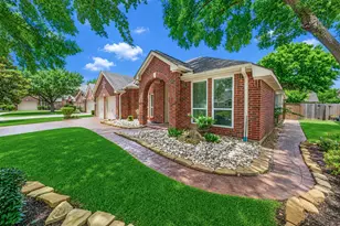 15831 Laurel Cove Cove, Tomball, TX 77377 - Photo 3