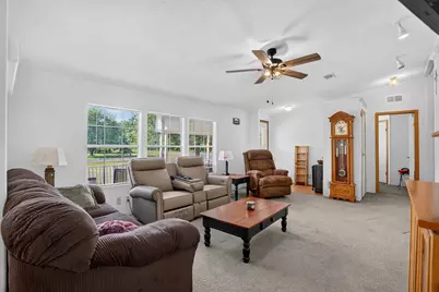 113 Butternut, Livingston, TX 77351 - Photo 5