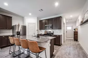 113 Big Spg Dr, Anahuac, TX 77514 - Photo 11