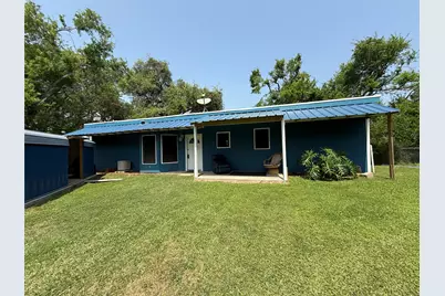 2434 Shady Creek Lane, Freeport, TX 77541 - Photo 9