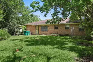 605 Honeysuckle Dr, La Marque, TX 77568 - Photo 17