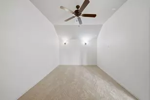 2043 Summer Gardens Ln, Katy, TX 77493 - Photo 43