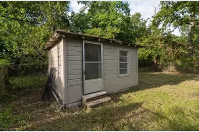 7621 Gleason Road, Houston, TX 77016 - Photo 21