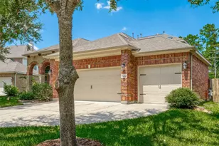 28314 Calaveras Lake Dr, Spring, TX 77386 - Photo 5