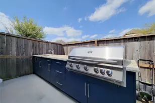 21103 Normandy Glen St, Kingwood, TX 77339 - Photo 5