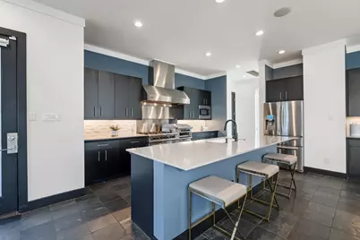 162 Vieux Carre Drive, Houston, TX 77009 - Photo 7