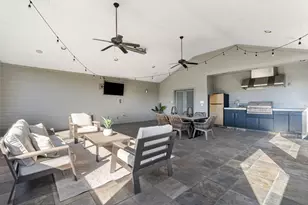 162 Vieux Carre Dr, Houston, TX 77009 - Photo 37