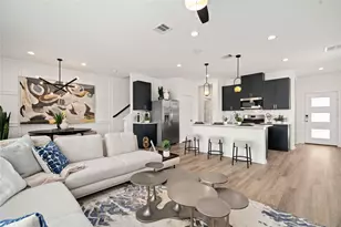 7717 Inwood Hls Ln, Houston, TX 77088 - Photo 7