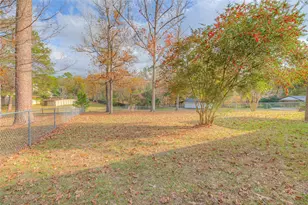 458 E Lake Dr, Livingston, TX 77351 - Photo 25