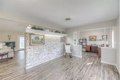 458 E Lake Drive, Livingston, TX 77351 - Photo 3
