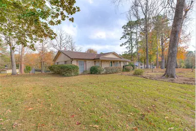 458 E Lake Drive, Livingston, TX 77351 - Photo 19