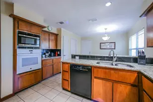 9511 Sharpcrest St, Houston, TX 77036 - Photo 29