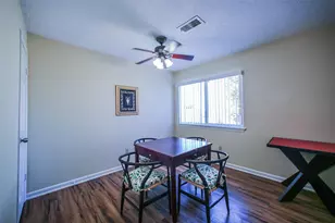 9511 Sharpcrest St, Houston, TX 77036 - Photo 15