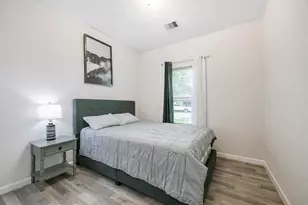 13 Hafer St, Baytown, TX 77520 - Photo 9