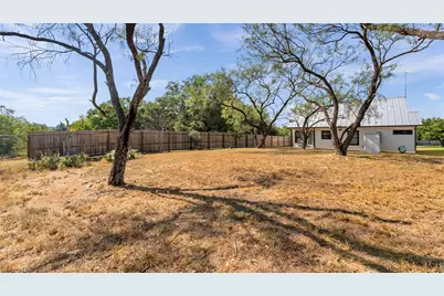 403 Oak Drive, Kingsland, TX 78639 - Photo 31