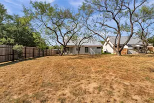 403 Oak Dr, Kingsland, TX 78639 - Photo 29