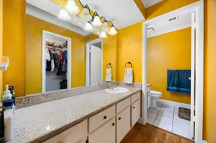 12021 Bob White Dr, Houston, TX 77035 - Photo 7
