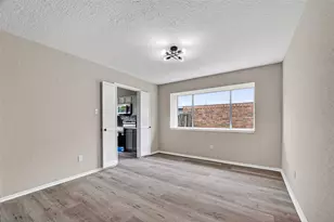 16730 Barkentine Ln, Friendswood, TX 77546 - Photo 5