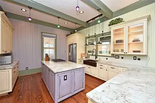 315 Cedar St, New Ulm, TX 78950 - Photo 15