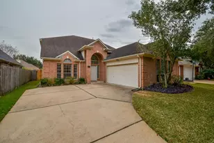 139 Skycrest Dr, Sugar Land, TX 77479 - Photo 1