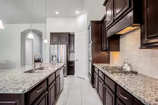 110 Hunter Hollow Dr, Montgomery, TX 77316 - Photo 3