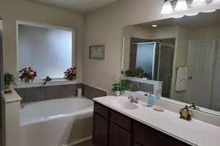 10739 Chestnut Path Way, Tomball, TX 77375 - Photo 11