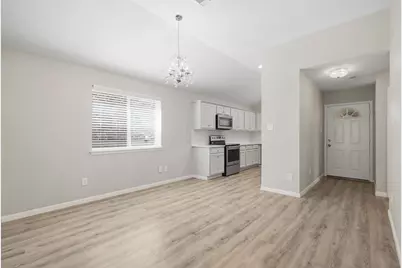 117 Harbour Town Circle, Montgomery, TX 77356 - Photo 9
