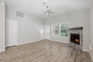 117 Harbour Town Cir, Montgomery, TX 77356 - Photo 5