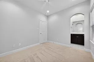 8225 Cambridge St, Houston, TX 77054 - Photo 27