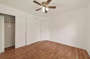 16315 April Ridge Dr, Houston, TX 77083 - Photo 21