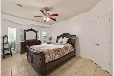 16315 April Ridge Drive, Houston, TX 77083 - Photo 39