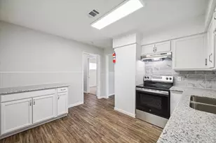 2331 32nd Ave N, Texas City, TX 77590 - Photo 9