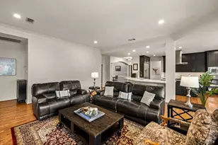 4 Crestwood Cir, Sugar Land, TX 77478 - Photo 21