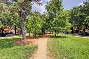 611 E 20th St, Houston, TX 77008 - Photo 19