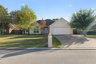 328 Landsburg Ln, College Station, TX 77845 - Photo 1